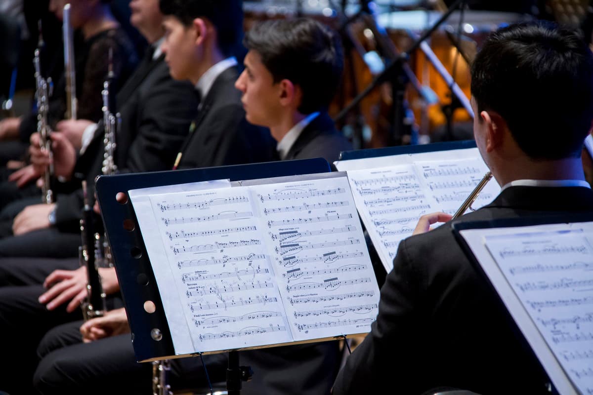 konsert-geplesik-asgabat-saherinin-yasayjylaryny-wagt-we-ozleri-hakda-pikirlenmage-cagyryar