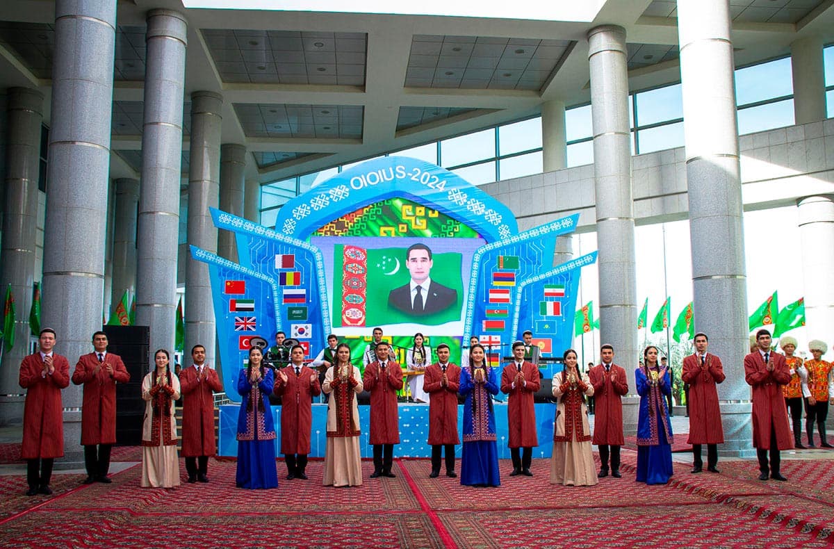 yagsygeldi-kakayew-adyndaky-halkara-nebit-we-gaz-uniwersitetinde-informatika-boyunca-ikinji-halkara-olimpiadasynyn-acylys-dabarasy-boldy