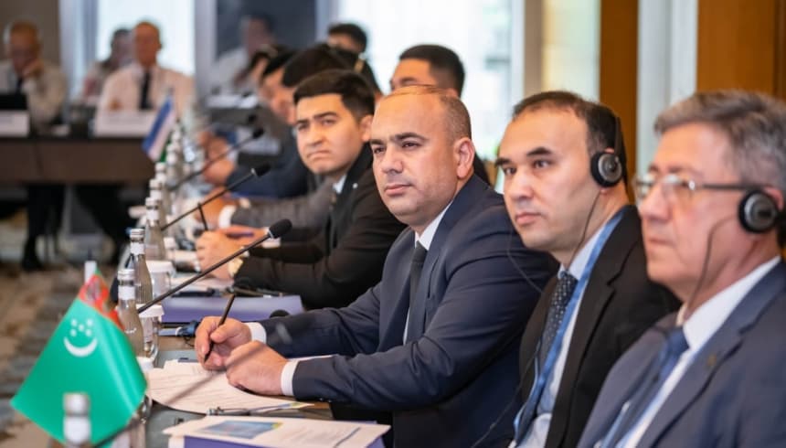 tamozhni-turkmenistana-azerbajdzhana-gruzii-i-uzbekistana-testiruyut-novuyu-sistemu-tranzita