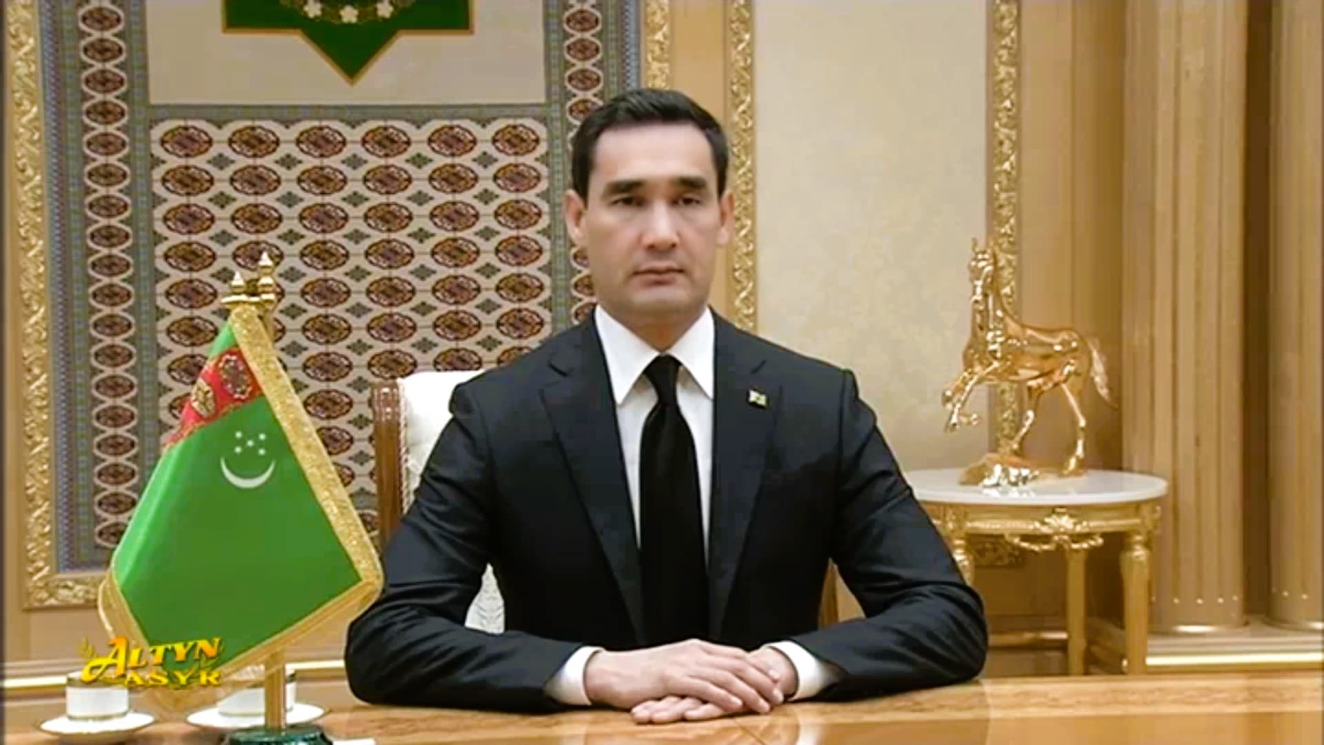 prezident-serdar-berdymuhamedov-vstretilsya-s-glavoj-mid-velikobritanii-devidom-kemeronom