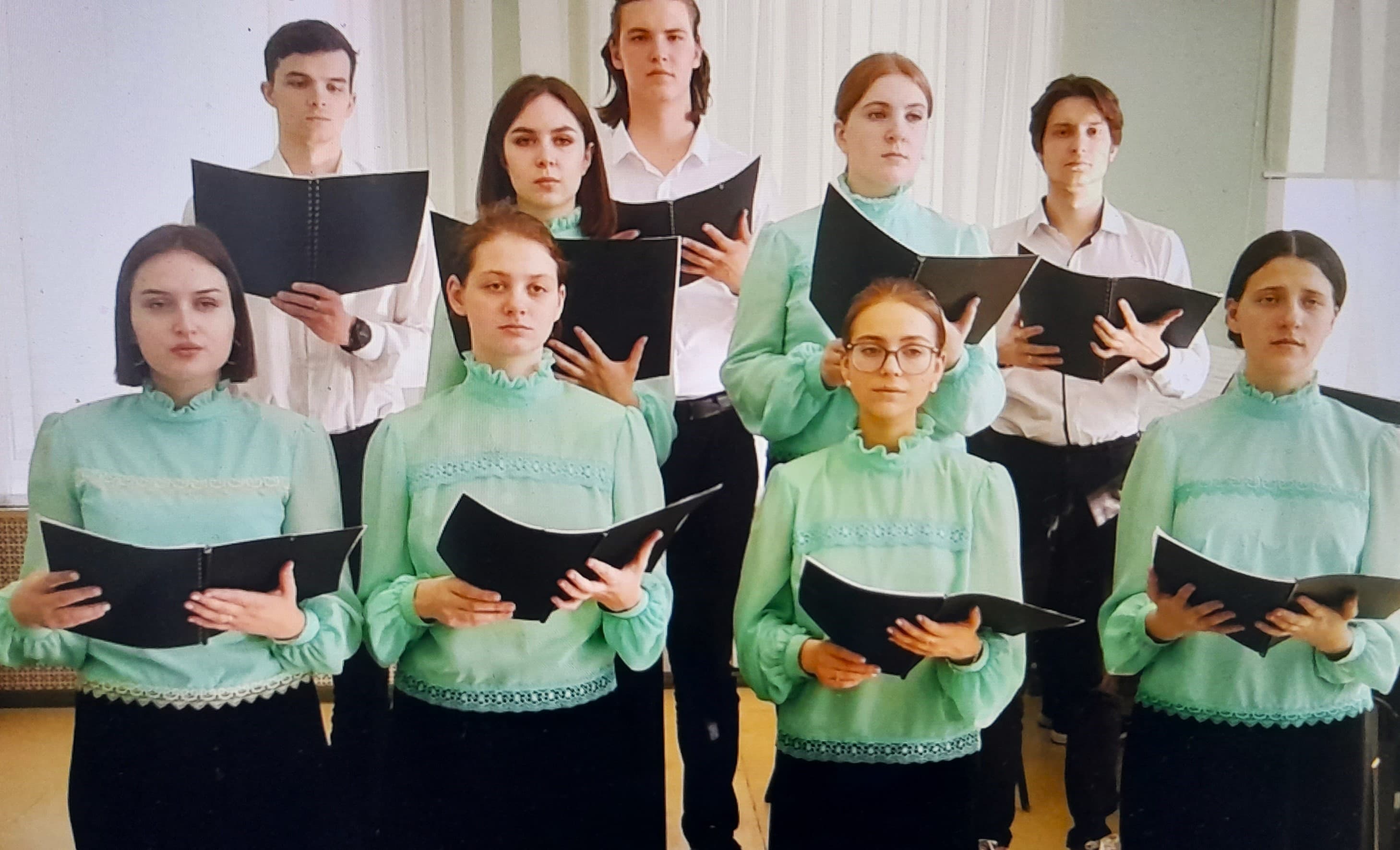 turkmenskie-muzykanty-priglasili-zarubezhnyh-kolleg-v-pesennyj-fleshmob-ko-dnyu-pobedy