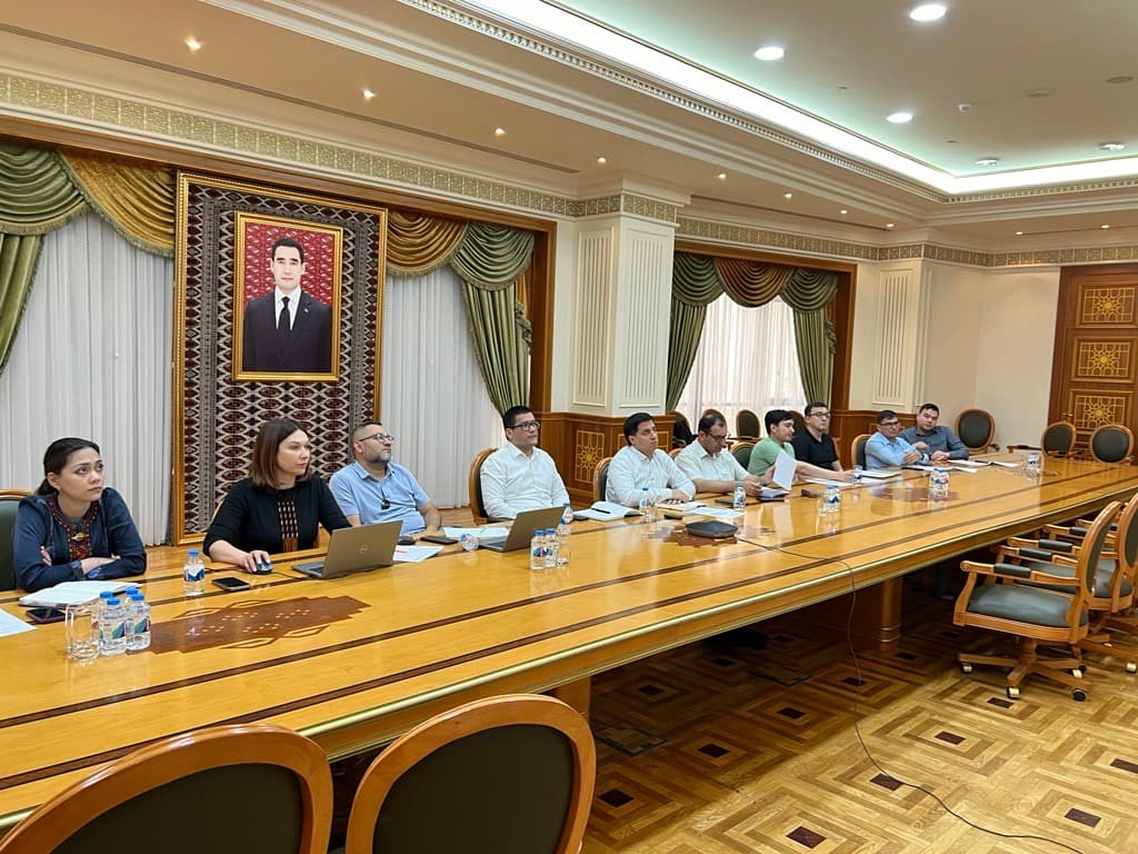 agentstvo-turkmenaragatnashyk-i-proon-proveli-onlajn-zapusk-sistemy-elektronnogo-obmena-dannymi-v-turkmenistane