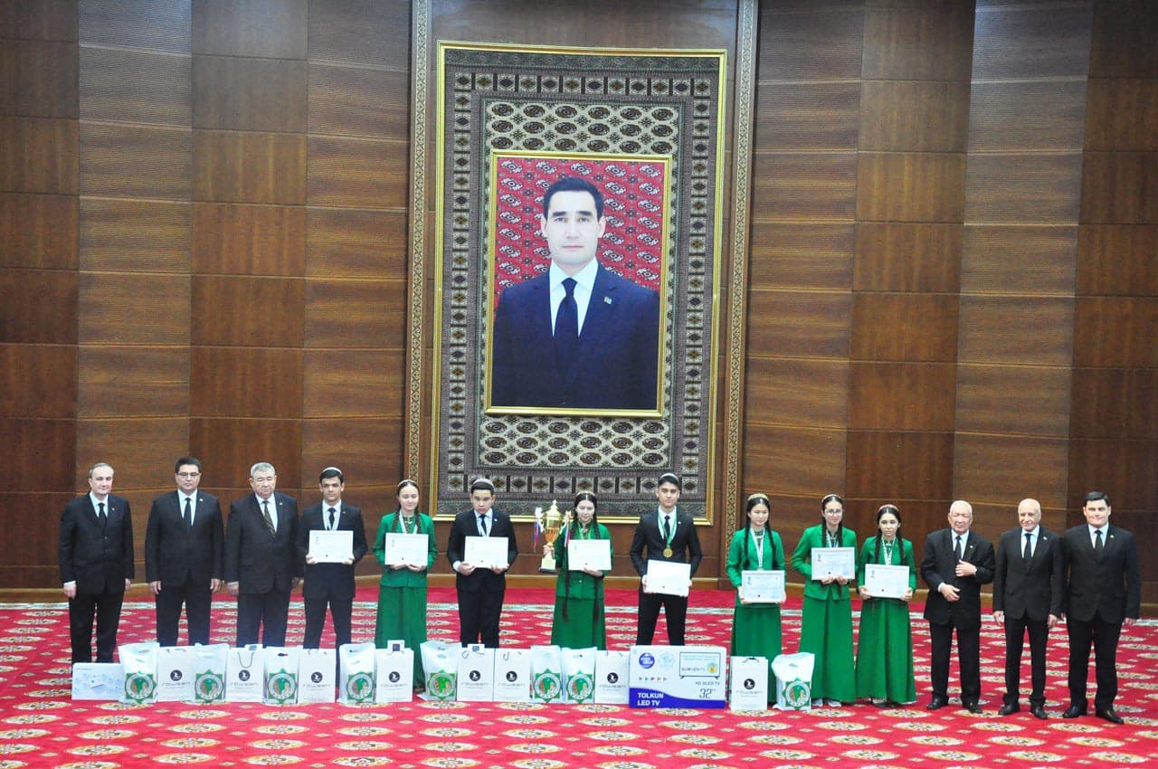 yunye-vestniki-mira-izvestny-pobediteli-iii-sezona-intellektualnogo-konkursa