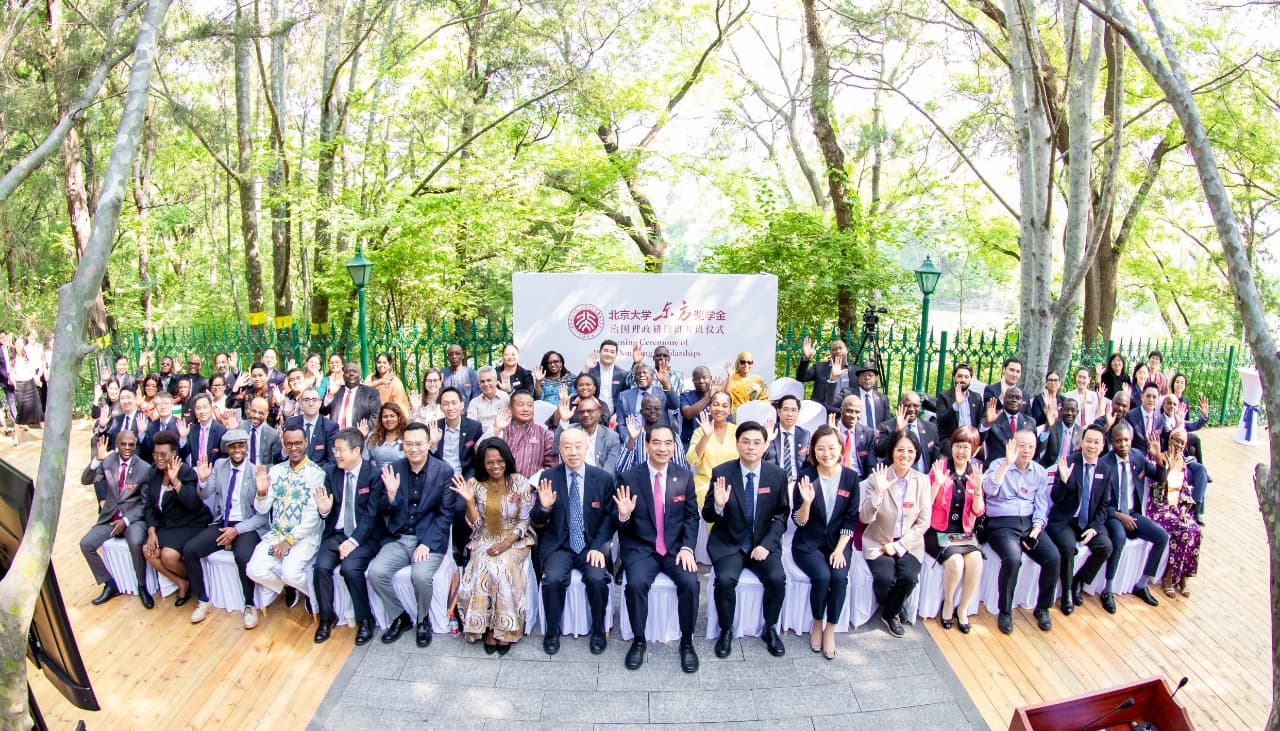 slushateli-akademii-gossluzhby-turkmenistana-znakomyatsya-s-gosudarstvennym-upravleniem-kitaya