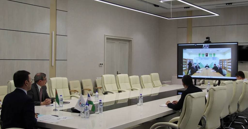 v-tashkente-projdet-nauchnaya-konferenciya-v-chest-300-letiya-mahtumkuli