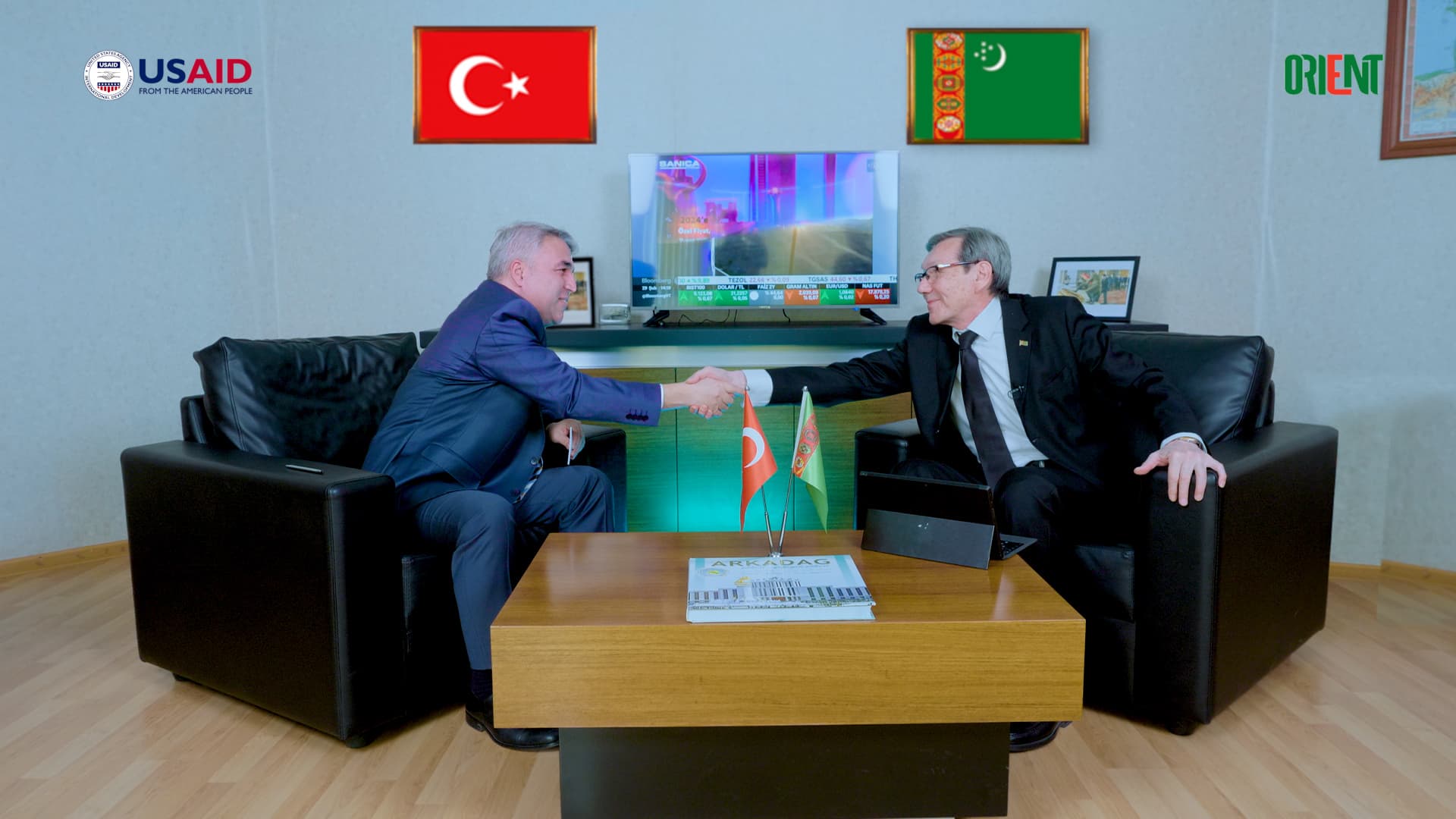 Türkiýe Respublikasynyň ilçihanasynyň Söwda meseleleri boýunça baş geňeşçisi jenap Ramazan Kisa bilen söhbetdeşlik