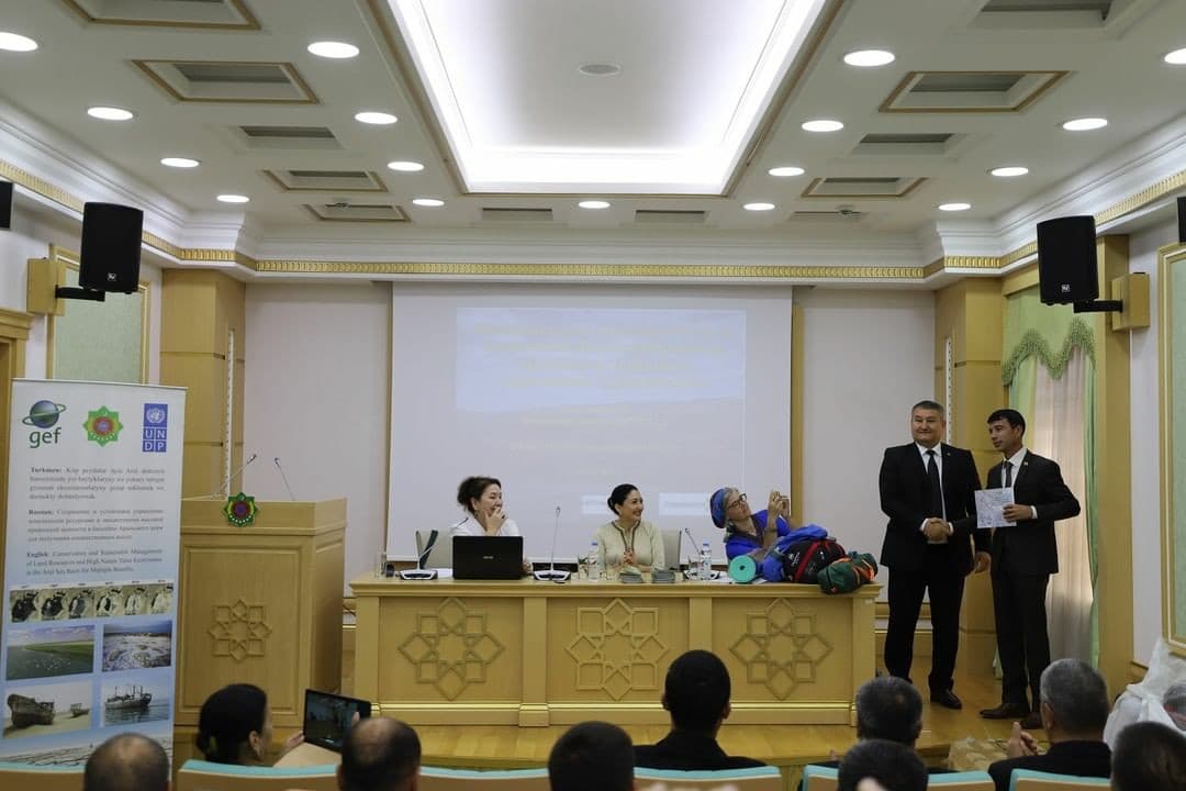 v-turkmenistane-nagradili-otlichivshihsya-inspektorov-zapovednikov