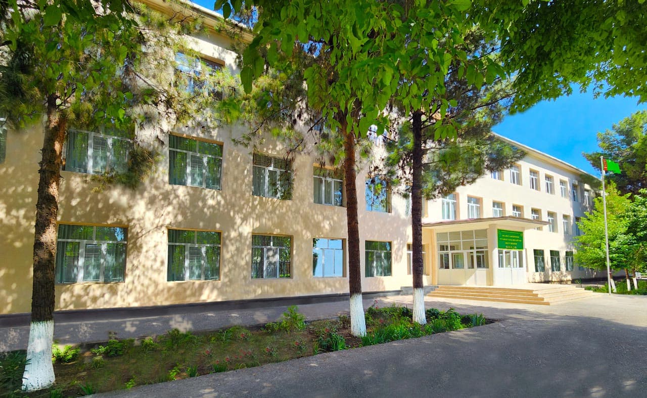 ashgabat-secondary-vocational-school-tourism-invites-applicants-all-over-turkmenistan