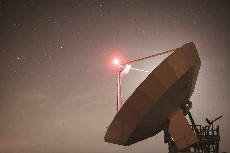 eutelsat-planiruet-sozdat-krupnejshuyu-v-mire-kompaniyu-po-predostavleniyu-uslug-nazemnoj-sputnikovoj-svyazi