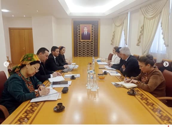 obsuzhdeny-voprosy-sotrudnichestva-turkmenistana-s-evropejskim-fondom-obrazovaniya