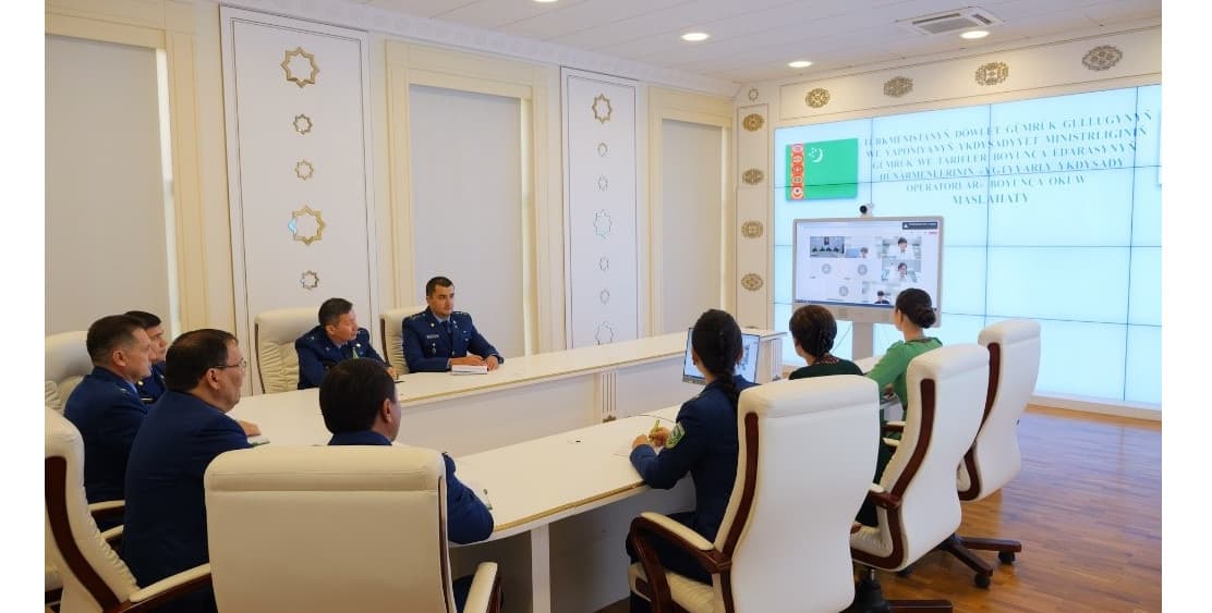 yaponskie-tamozhenniki-podelilas-opytom-po-vnedreniyu-ueo