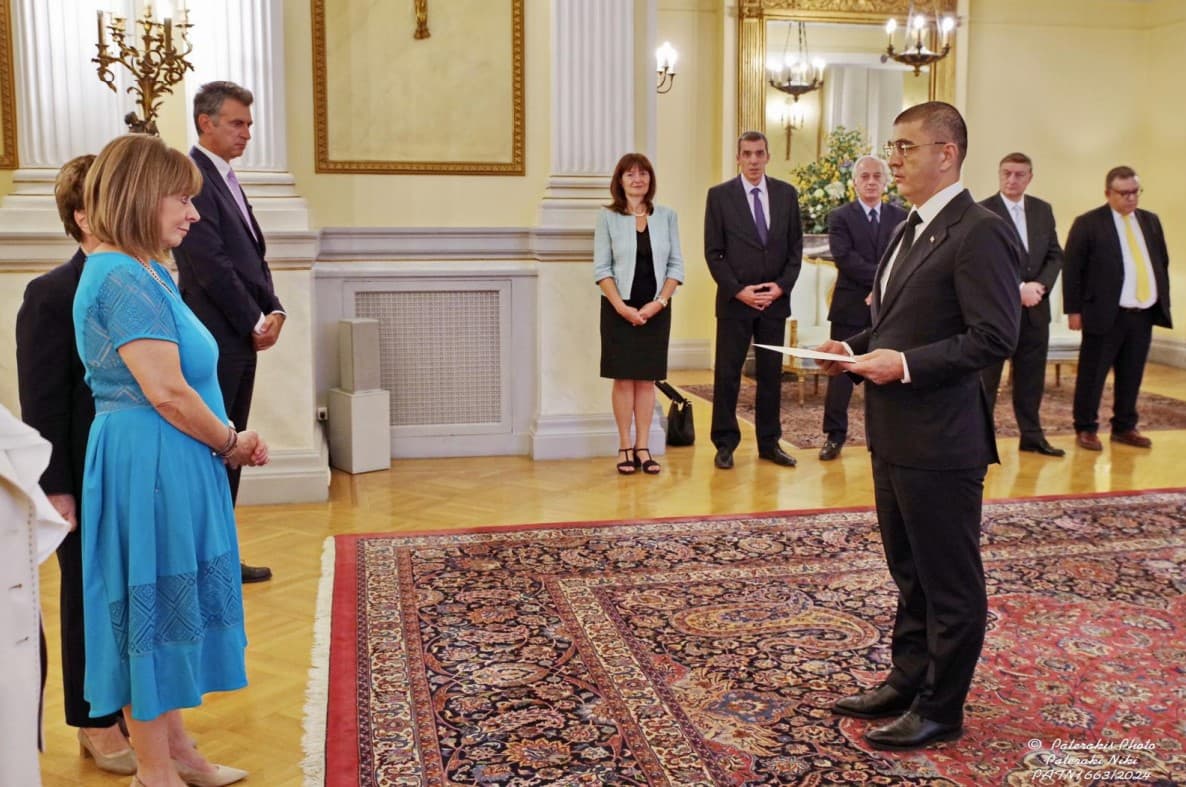 turkmenskij-posol-vruchil-veritelnye-gramoty-prezidentu-grecheskoj-respubliki
