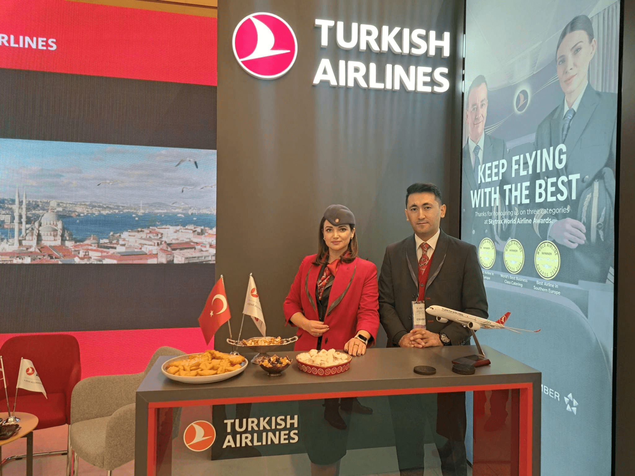 turkish-airlines-predstavila-vygodnye-tarify-na-vystavke-ittc-2024-v-ashhabade