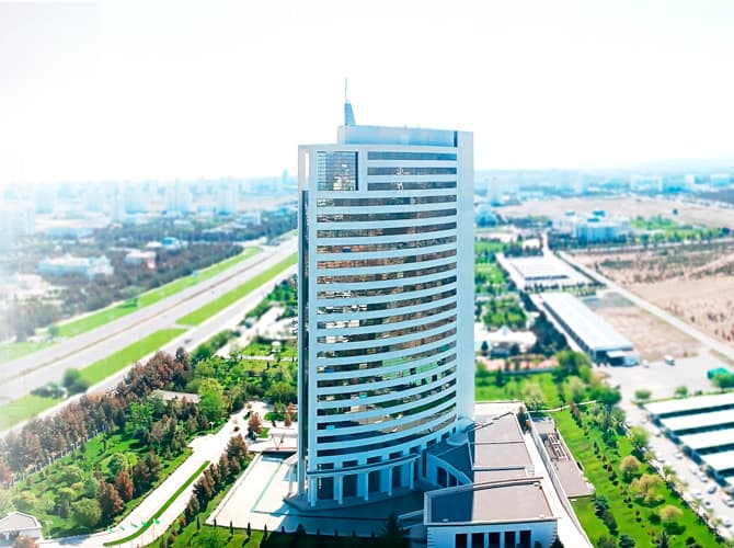 rabotniki-neftegazovoj-promyshlennosti-turkmenistana-otmechayut-professionalnyj-prazdnik