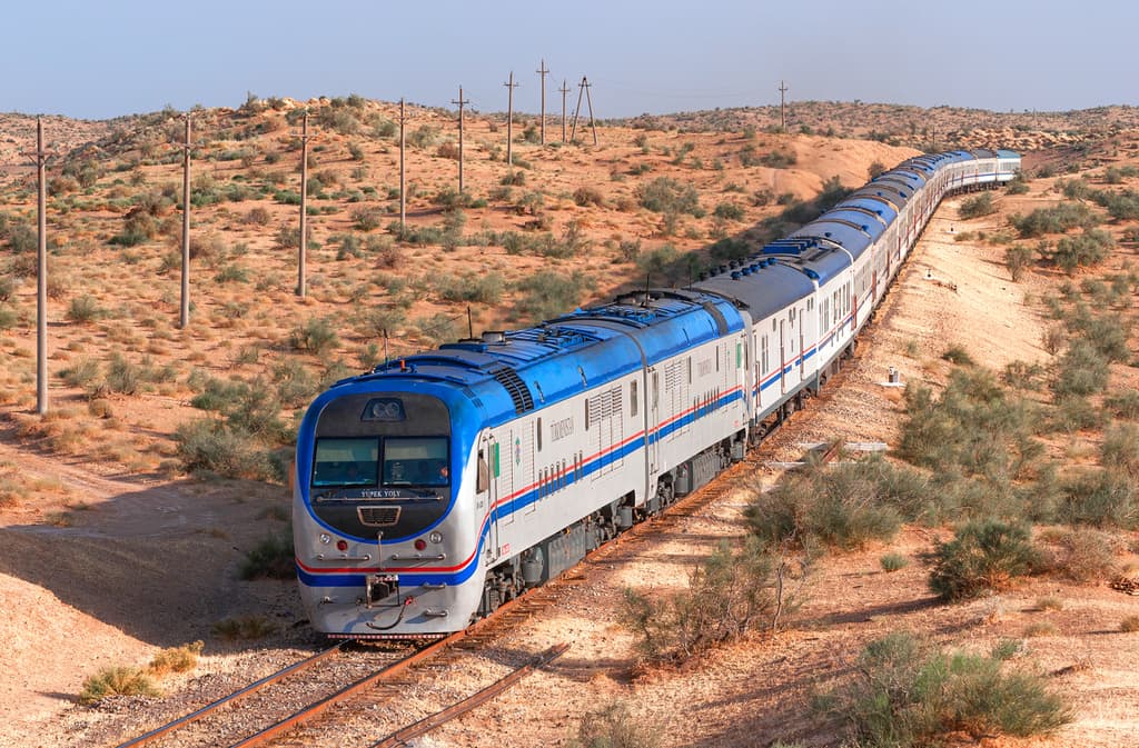 sozdanie-edinogo-transportnogo-operatora-s-turkmenistanom-i-rossiej-planiruet-kazahstan