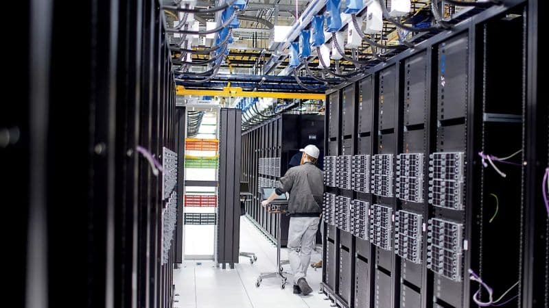 microsoft-predstavila-koncepciyu-zelyonyh-komplektuyushchih-dlya-snizheniya-negativnogo-vozdejstviya-na-ekologiyu