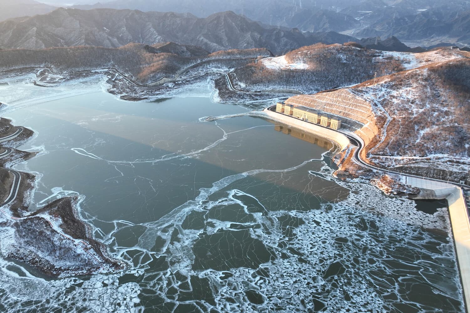 china-has-fully-commissioned-worlds-largest-pumped-storage-hydroelectric-power-station