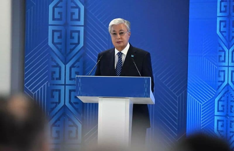 tokayew-emeli-baradaky-halkara-konsultatiw-genesinin-doredilmegi-hakynda-habar-berdi