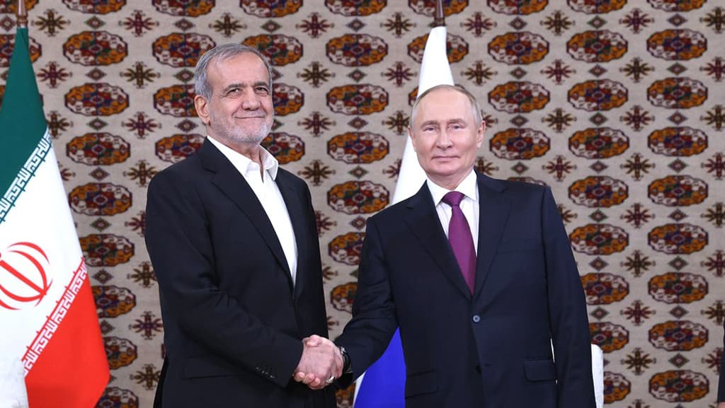 prezident-irana-pribyl-v-rossiyu-dlya-peregovorov-s-putinym