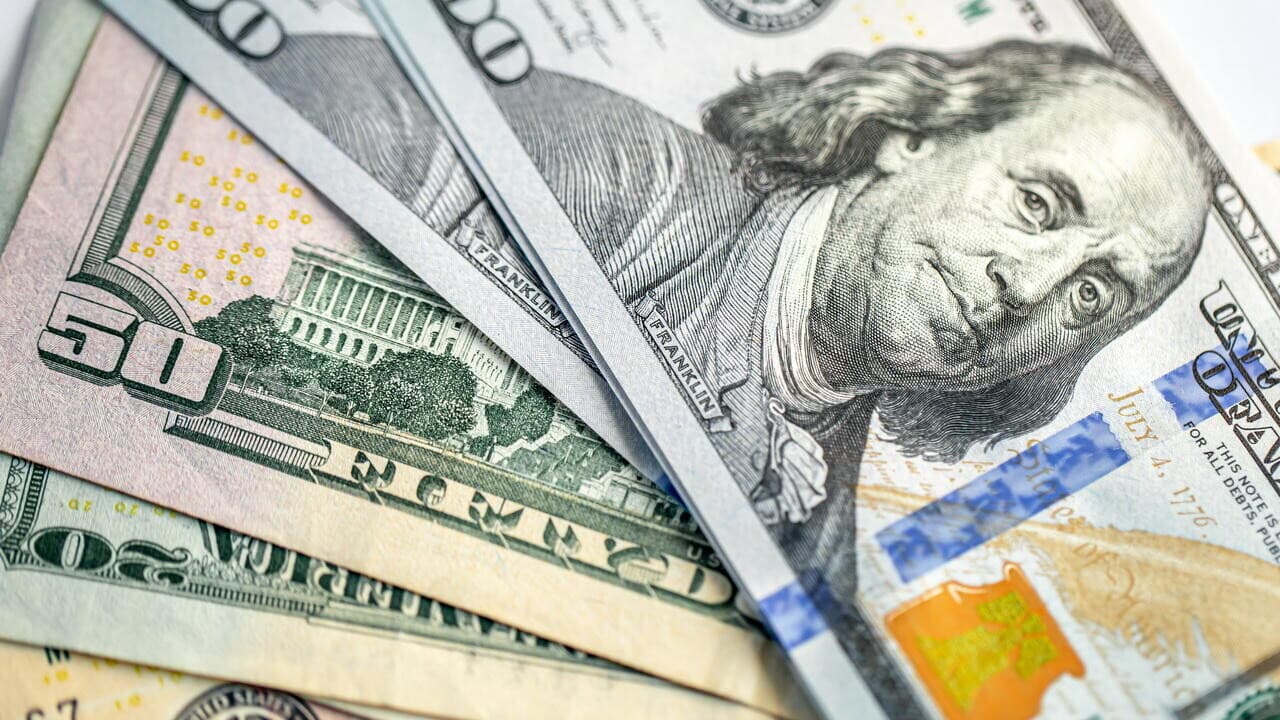 abs-de-dollaryn-taze-nusgalary-cykarylar