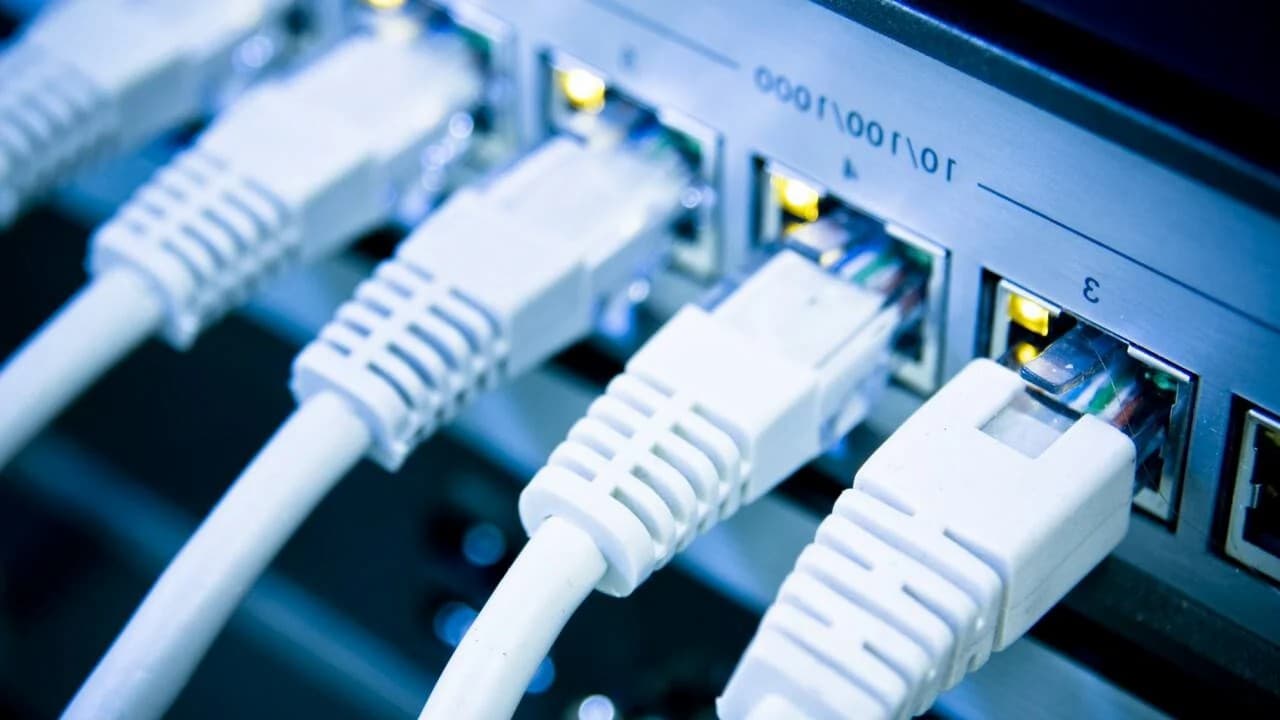 kazakhstan-has-announced-plans-build-undersea-fiber-optic-communication-line-across-caspian-sea