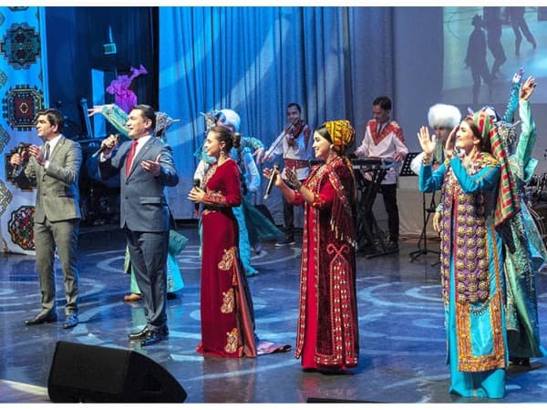 v-azerbajdzhane-v-oktyabre-projdut-dni-kultury-turkmenistana