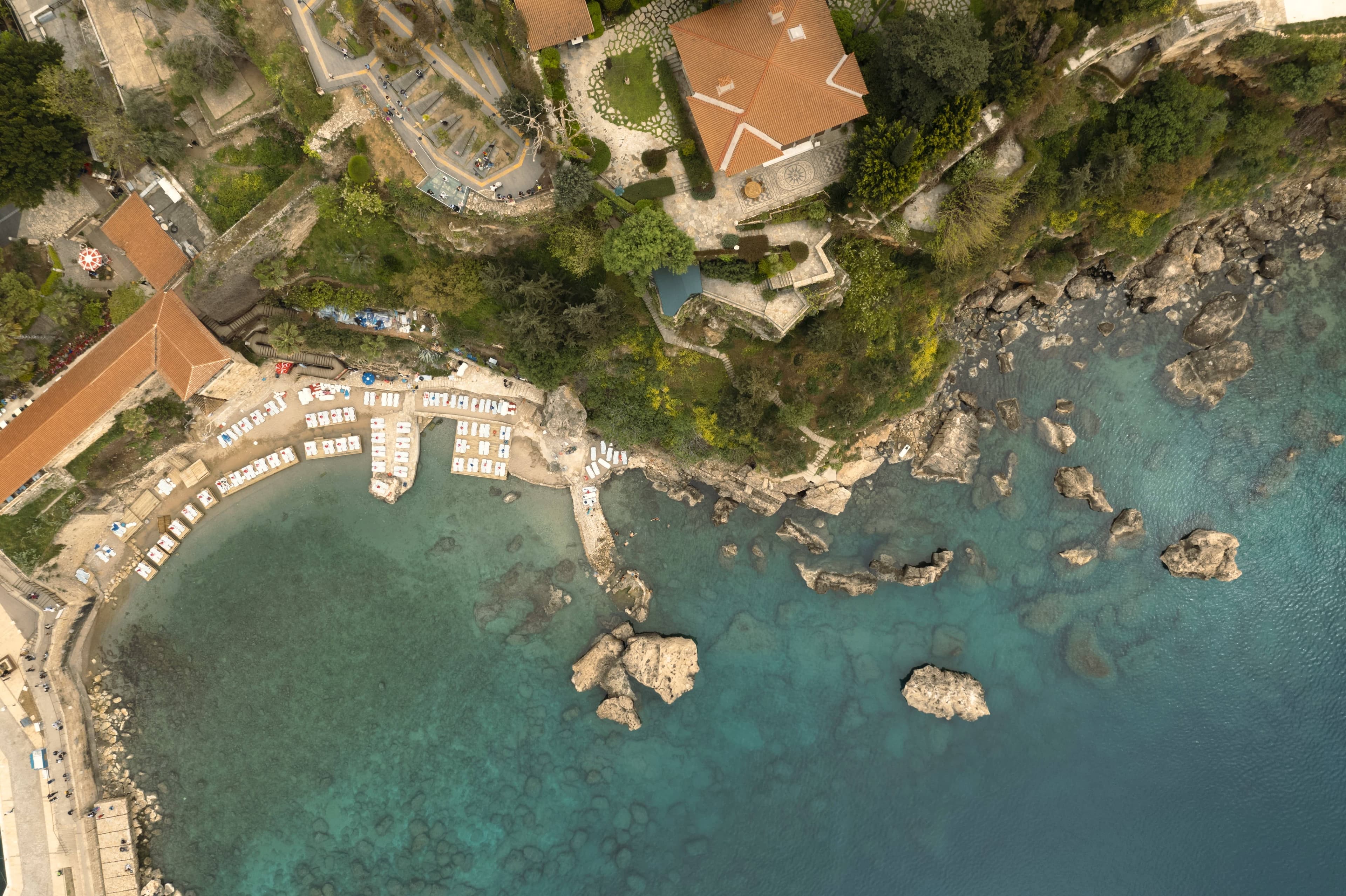 naslazhdajtes-solnechnymi-dnyami-v-antalii