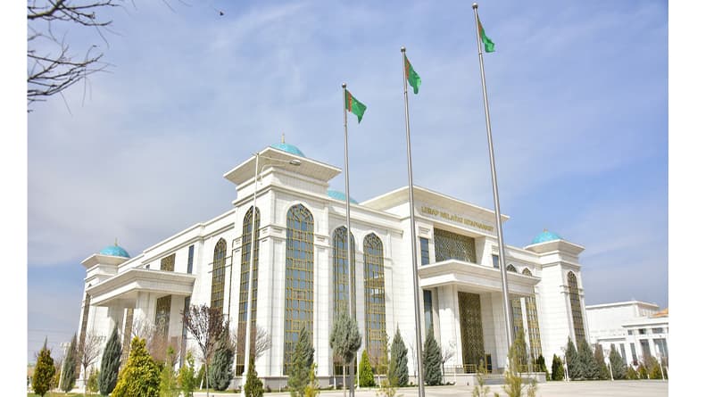 lebapda-elektron-kitaphanalara-gyzyklanma-artyar