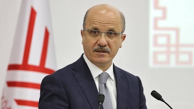 asgabada-turkiyanin-yokary-bilim-genesinin-wekiliyeti-geldi