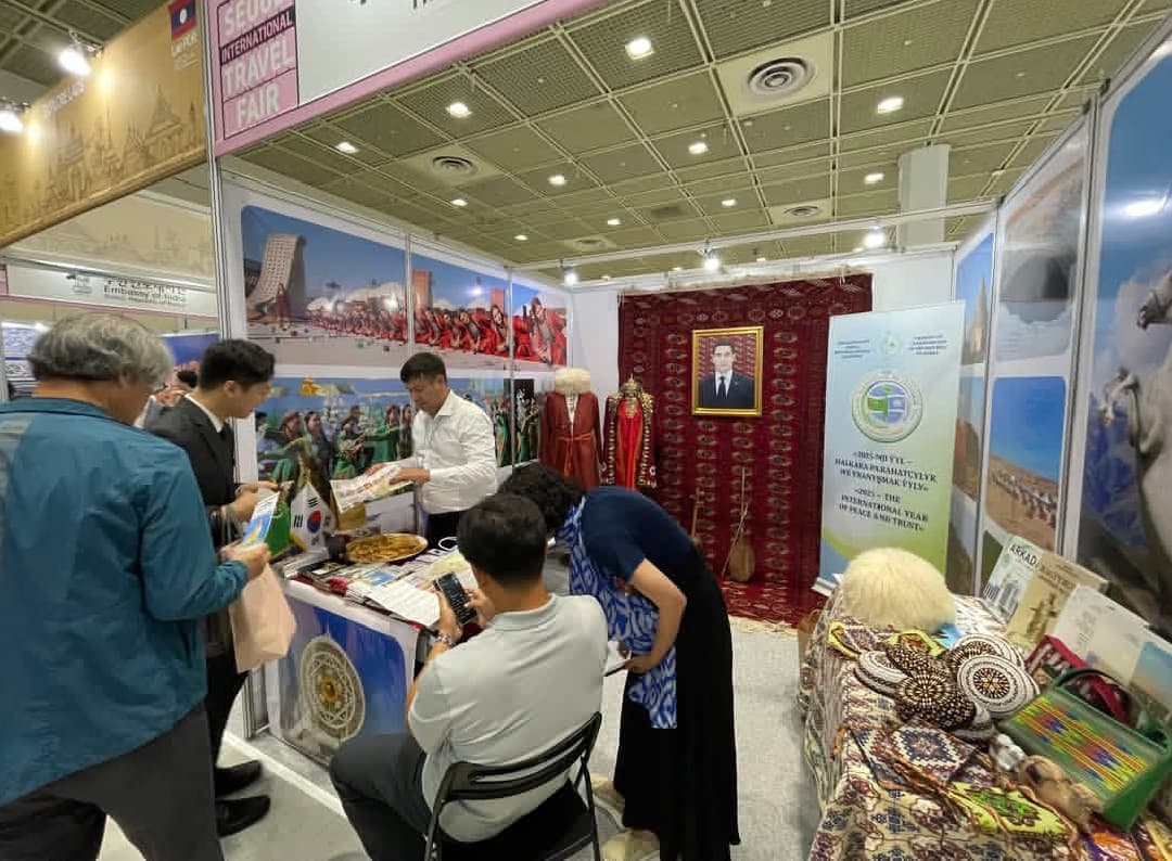 turkmenistan-40-njy-seulyn-halkara-syyahatcylyk-yarmarkasynda-syyahatcylyk-mumkinciliklerini-gorkezyar