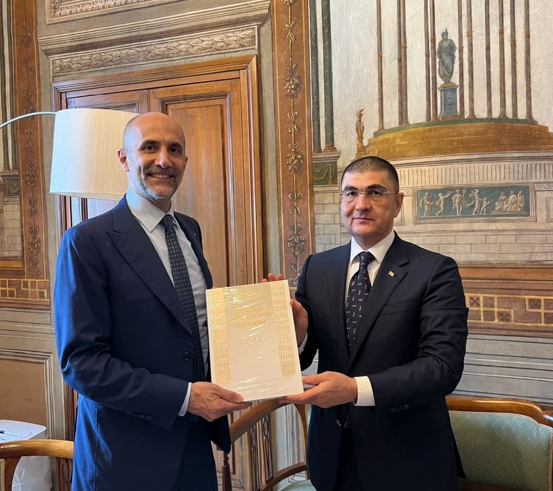 italyanskomu-premer-ministru-peredano-priglashenie-na-mezhdunarodnye-meropriyatiya