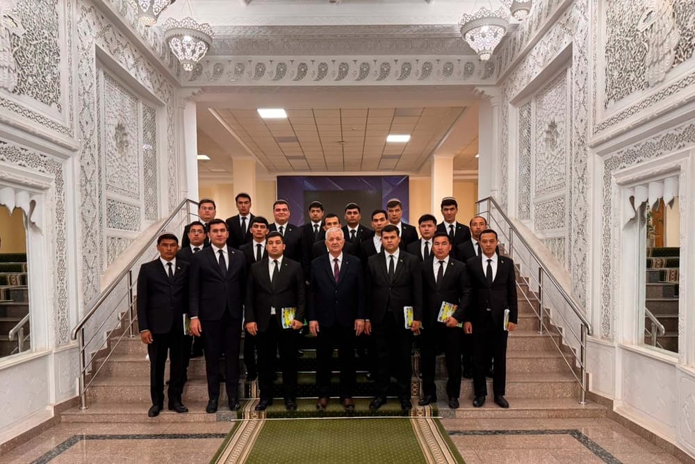 studenty-turkmenskogo-selskohozyajstvennogo-universiteta-uglublyayut-znaniya-v-uzbekistane