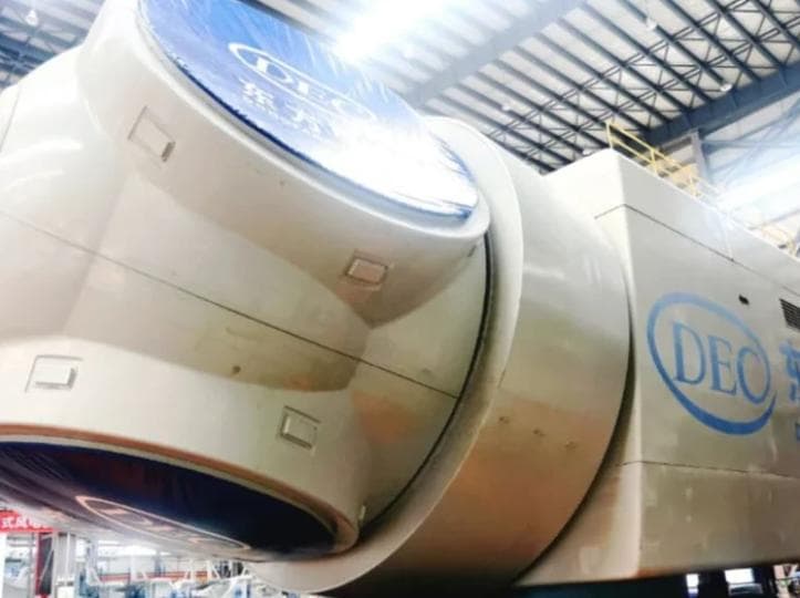 china-unveils-worlds-most-powerful-17-mw-typhoon-resistant-floating-wind-turbine