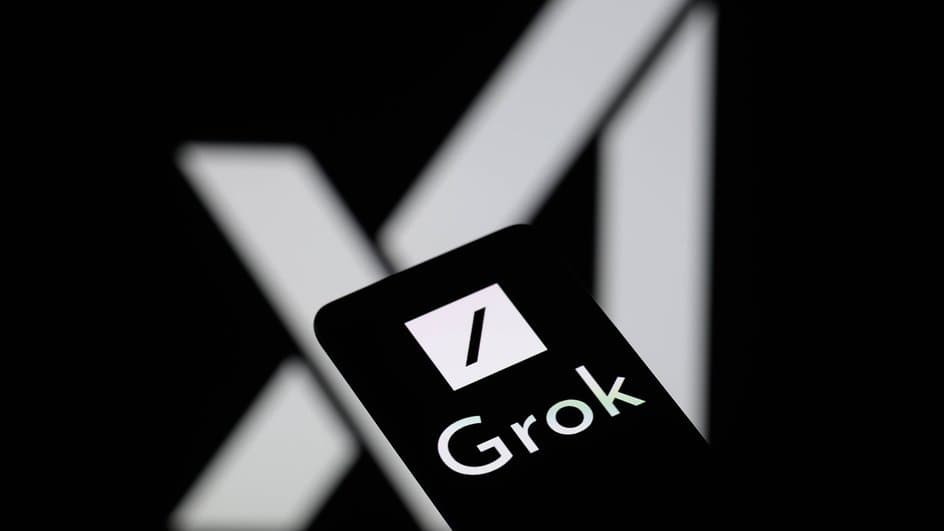 xai-opens-free-access-grok-4-amid-intensifying-competition-openai
