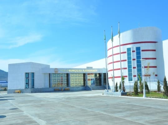 balkan-welayatynda-yod-we-brom-onumciligi-boyunca-taze-zawod-gurlar