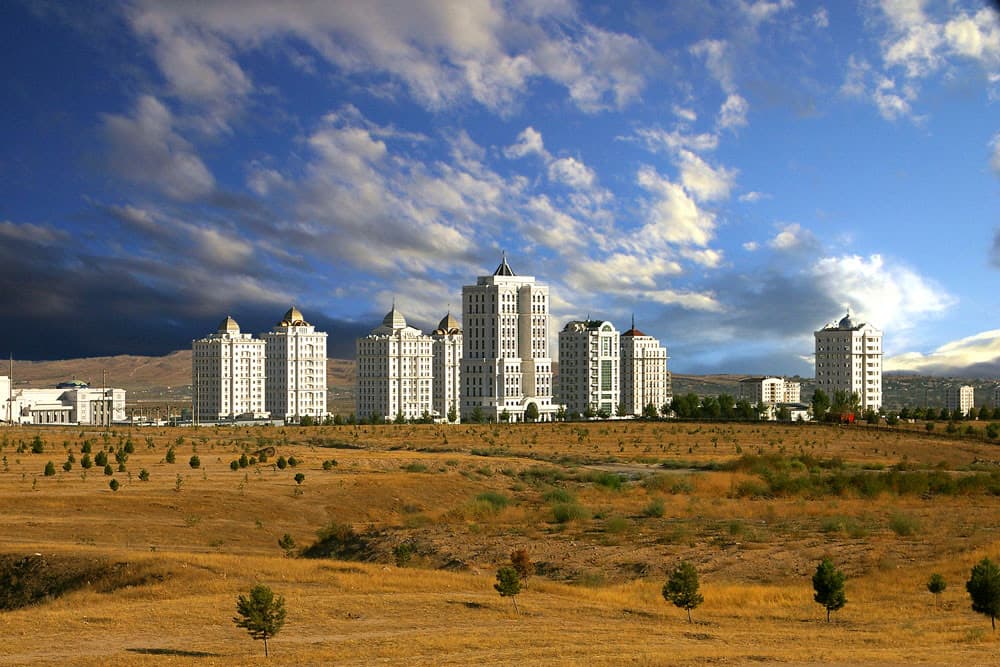 silnyj-veter-peremeny-temperatur-i-vozmozhnye-dozhdi-chego-zhdat-ot-pogody-na-etoj-nedele