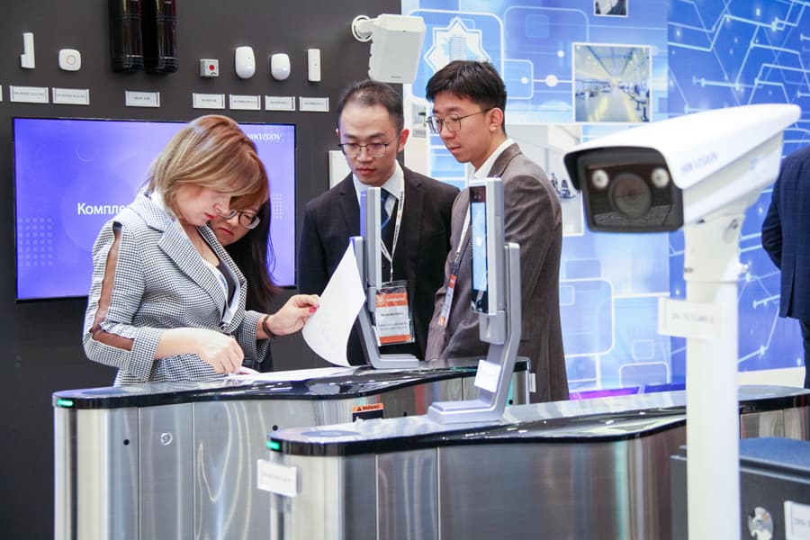 innowasiyalar-akylly-tilsimatlar-we-hazirki-zaman-ulag-duzuminde-ondebaryjy-tejribeler-bir-meydancada