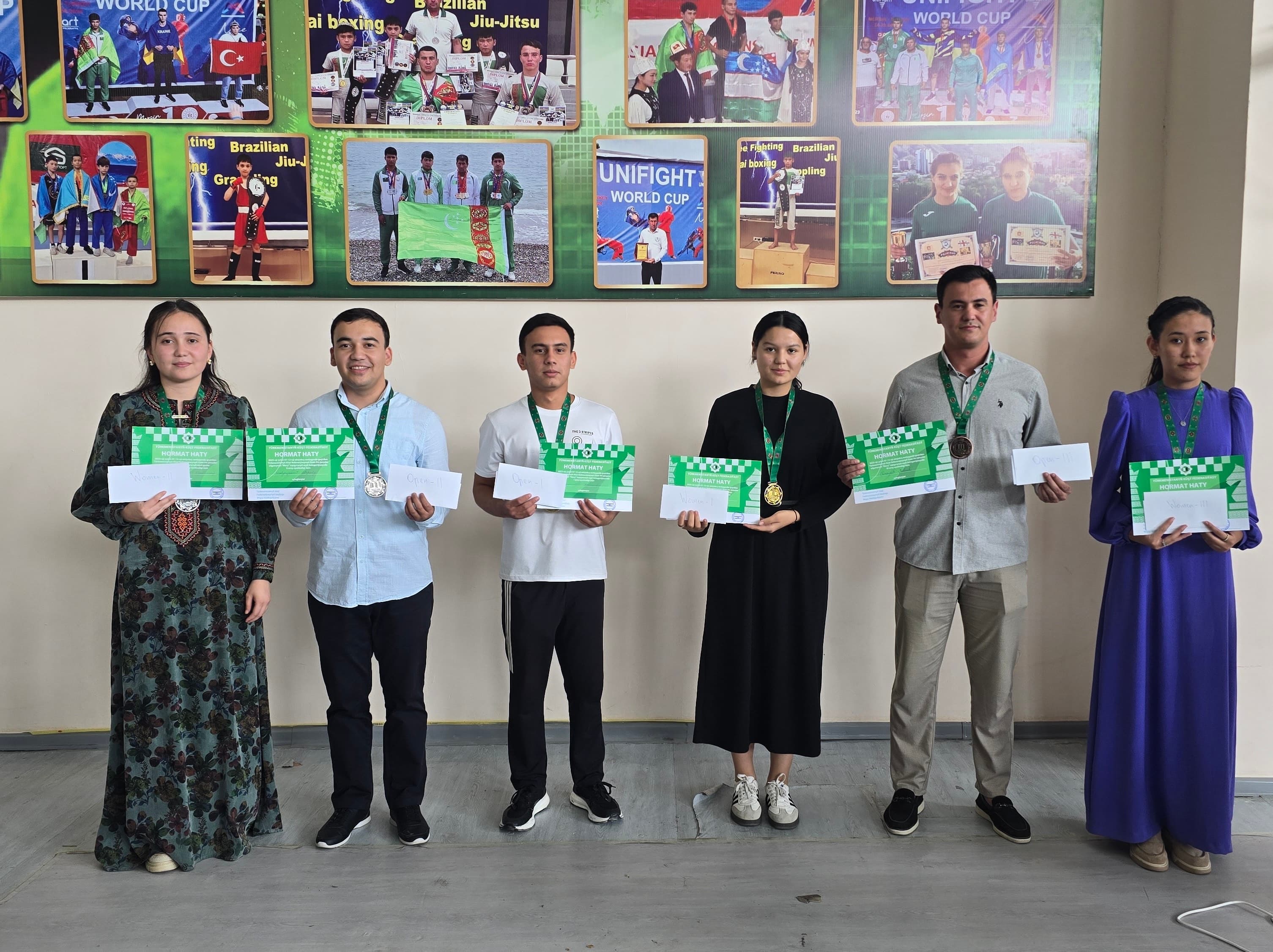 maryda-ilkinji-gezek-kust-boyunca-gran-pri-tapgyry-gecirildi-we-taze-dereje-berildi