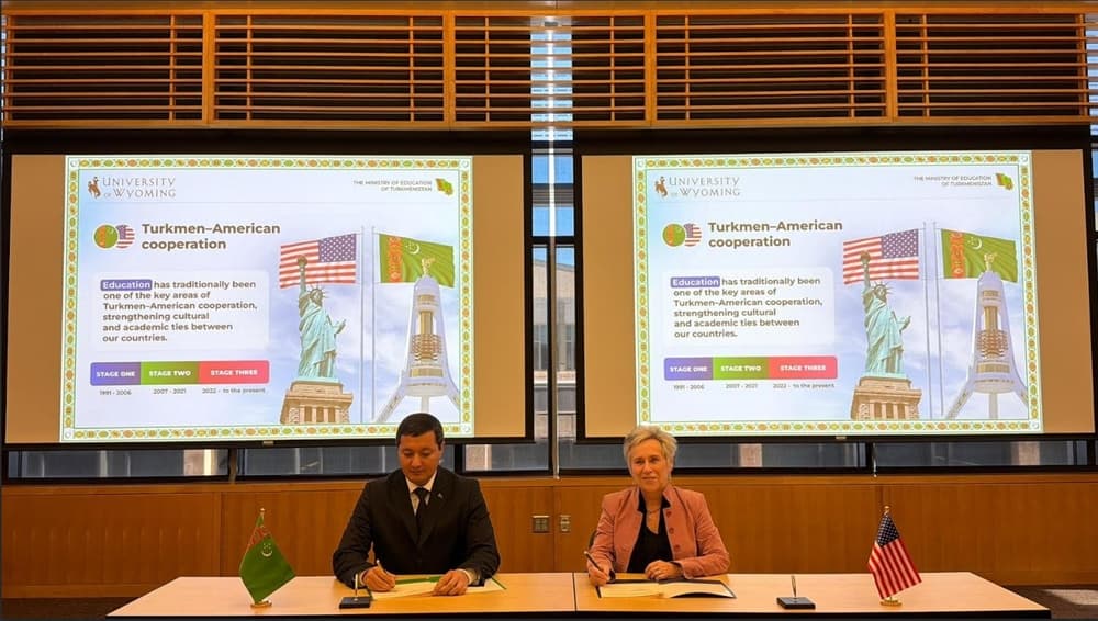 double-success-wyoming-turkmenistan-signs-fintech-agreements-and-presents-its-neutrality