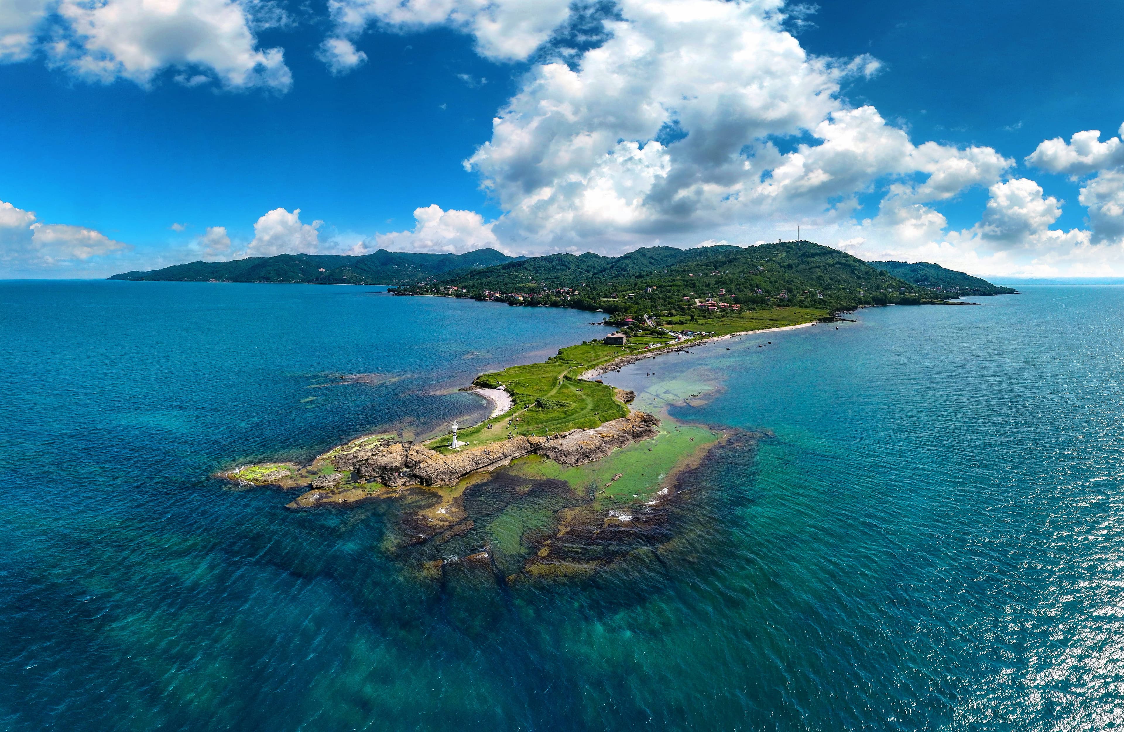 national-geographic-vklyuchil-chernomorskoe-poberezhe-turcii-v-rejting-best-world-2026