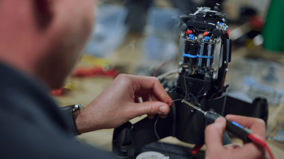 dron-peregreen-3-mirovoj-rekord-razognavshis-do-576-kmch-orienttm