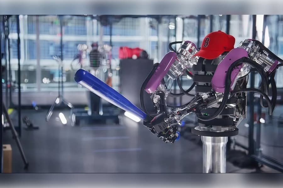 roboty-bejsbolisty-kembridzh-mashiny-s-chelovecheskimi-refleksami-orienttm