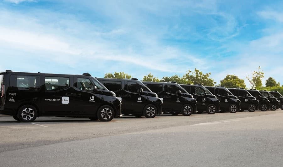 uber-launches-fully-driverless-taxi-abu-dhabi