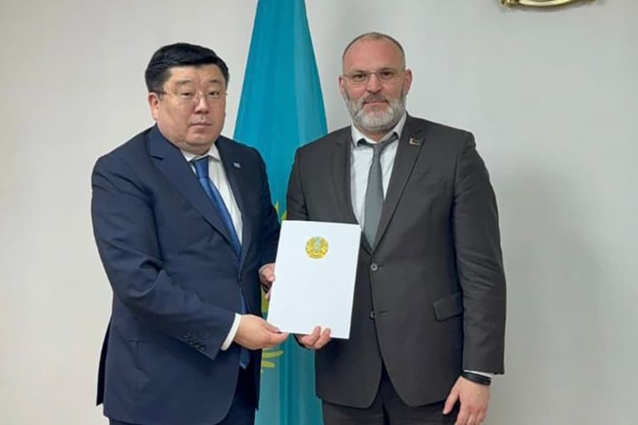 belarus-otkryla-generalnoe-konsulstvo-v-almaty