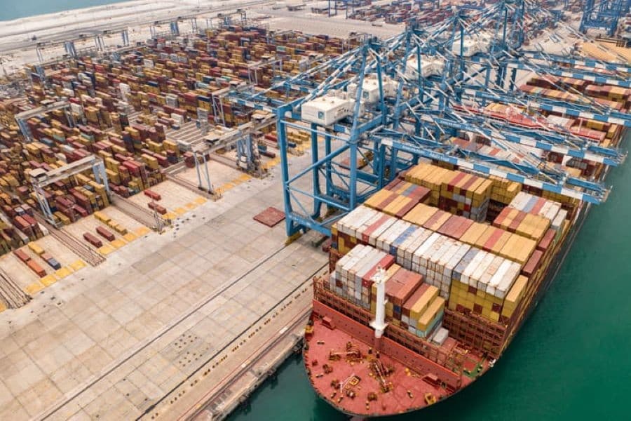 ad-ports-group-vyruchka-20-ii-novye-porty-investicii-oae