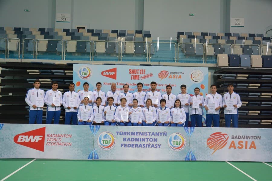 novyj-etap-razvitiya-badmintona-v-ashhabade-proshyol-uchebnyj-seminar-dlya-trenerov