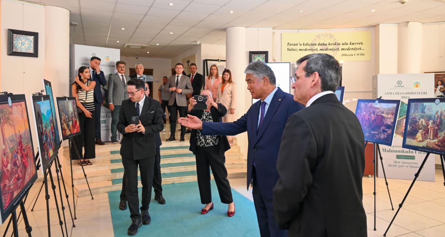 high-ranking-turkmen-delegation-visits-turksoy-headquarters-ankara