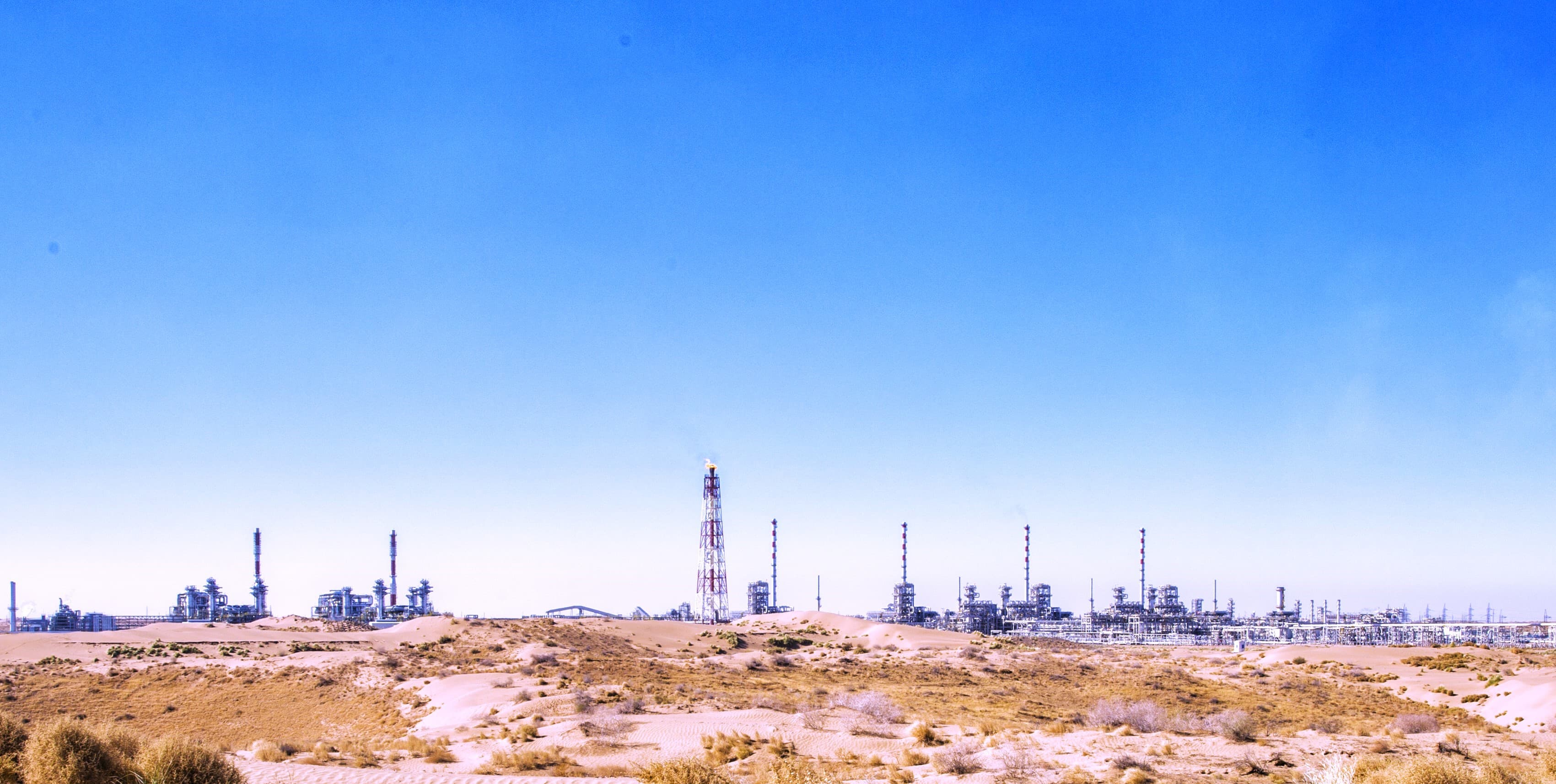 Duşenbe güni, 29-nji iýuldaTürkmenistanyň nebitgaz pudagynyň ýolbaşçylarynyň Abu-Dabiniň milli nebit kompaniýasynyň (ADNOC) we Günorta Koreýanyň Hyundai Engineering Co. Ltd kompaniýasynyň ýolbaşçylary bilen nobatdaky duşuşyklary geçirildi.