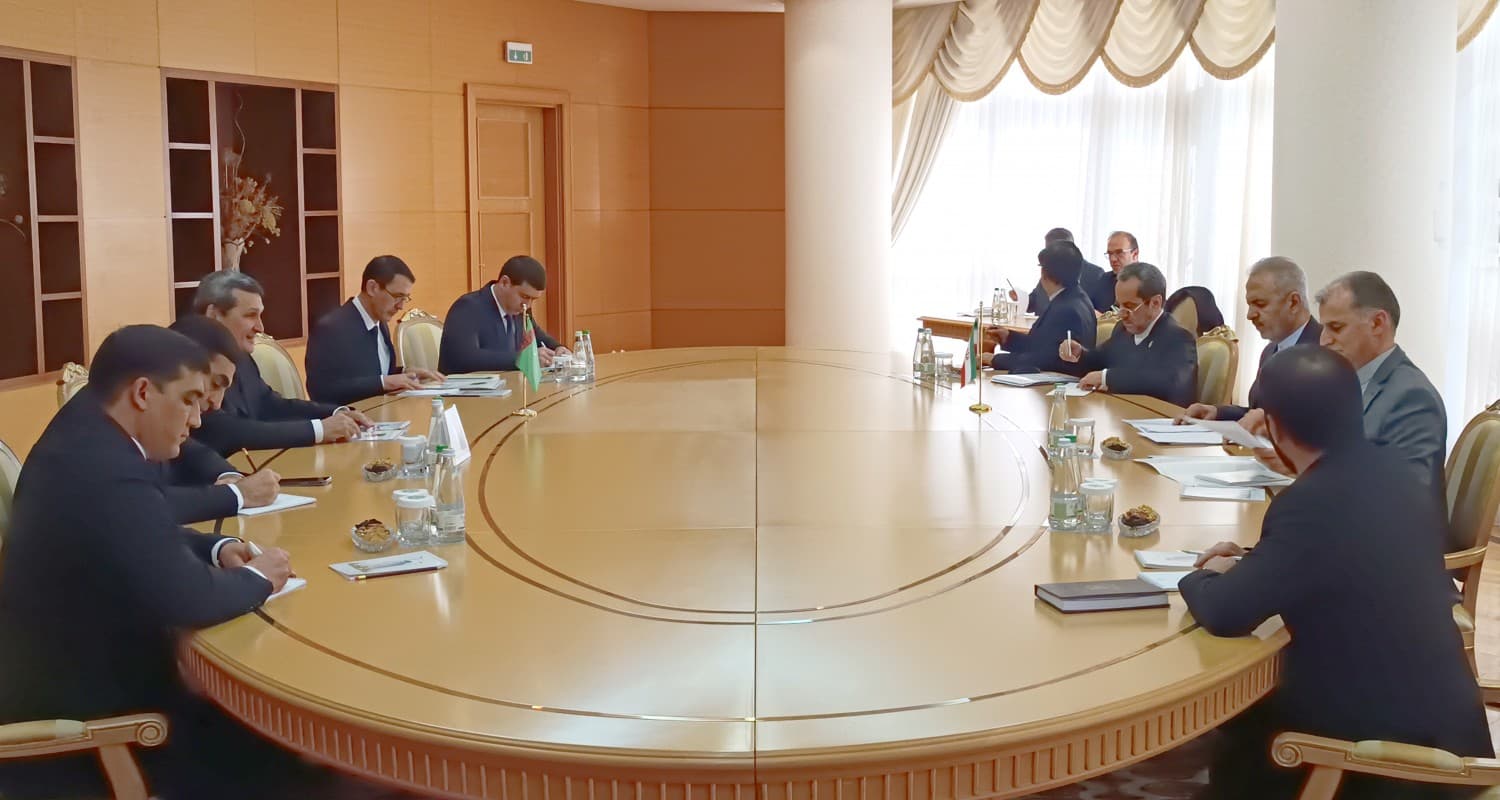 Meeting of the Minister of Foreign Affairs of Turkmenistan with the Deputy Minister of Foreign Affairs of Iran