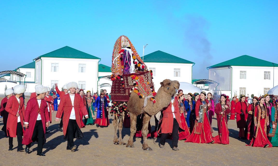 malikguly-berdimuhamedow-adyndaky-kottejler-toplumynyn-nobatdaky-tapgyrynyn-acylys-dabarasy-gecirildi